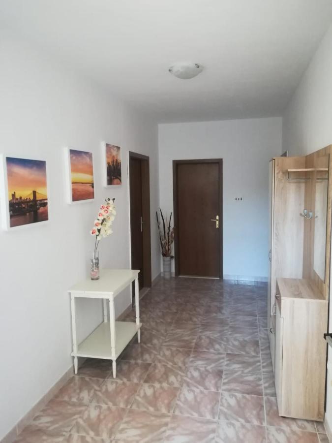 Apartment Ruby Podstrana Luaran gambar