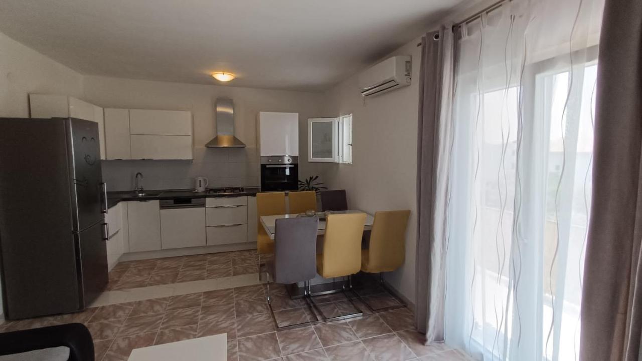 Apartment Ruby Podstrana Luaran gambar