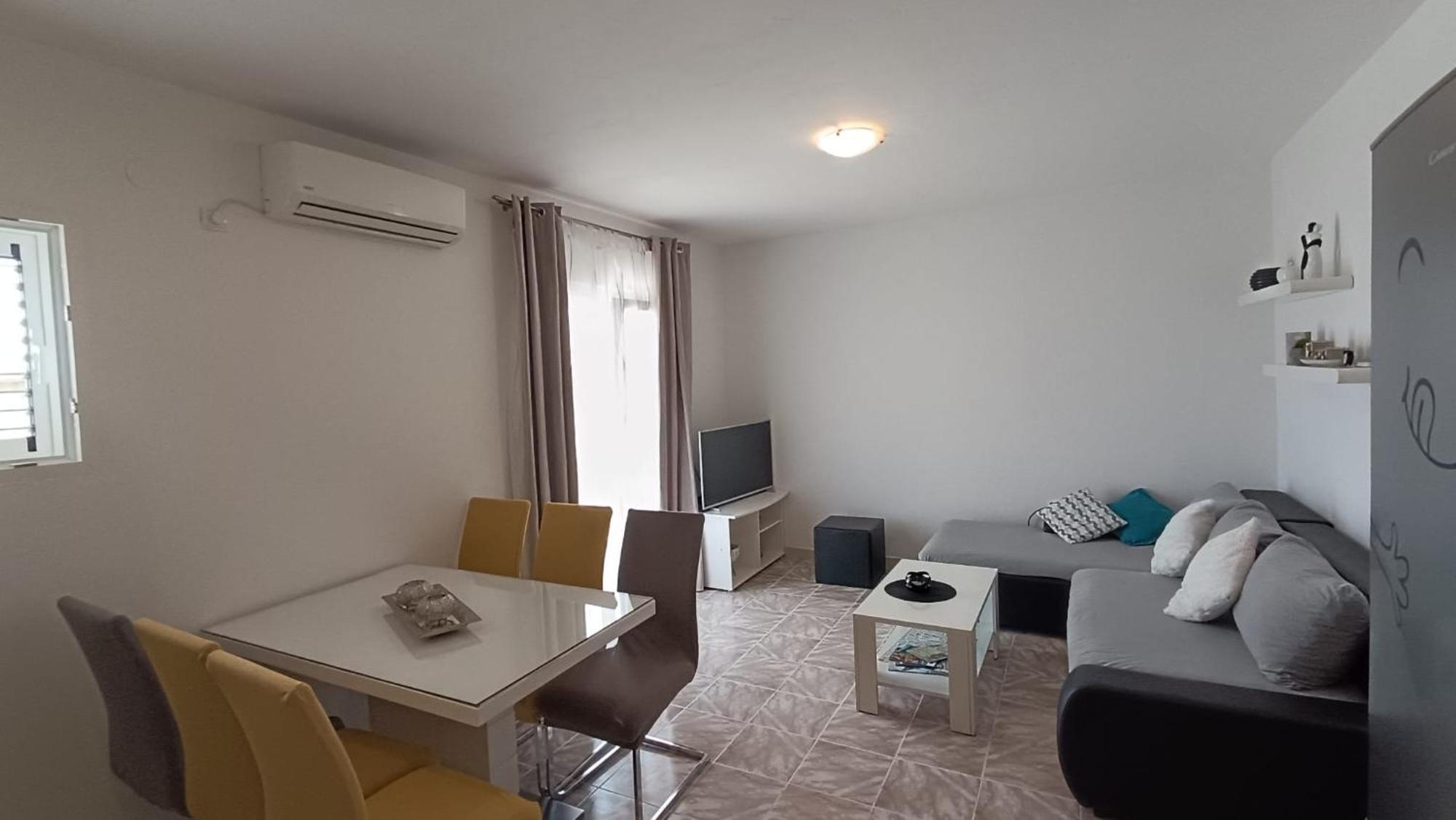 Apartment Ruby Podstrana Luaran gambar