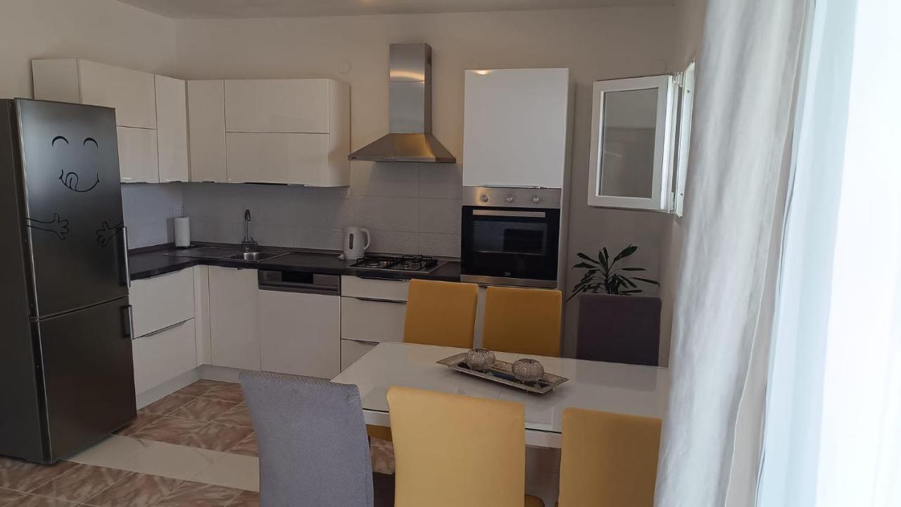 Apartment Ruby Podstrana Luaran gambar