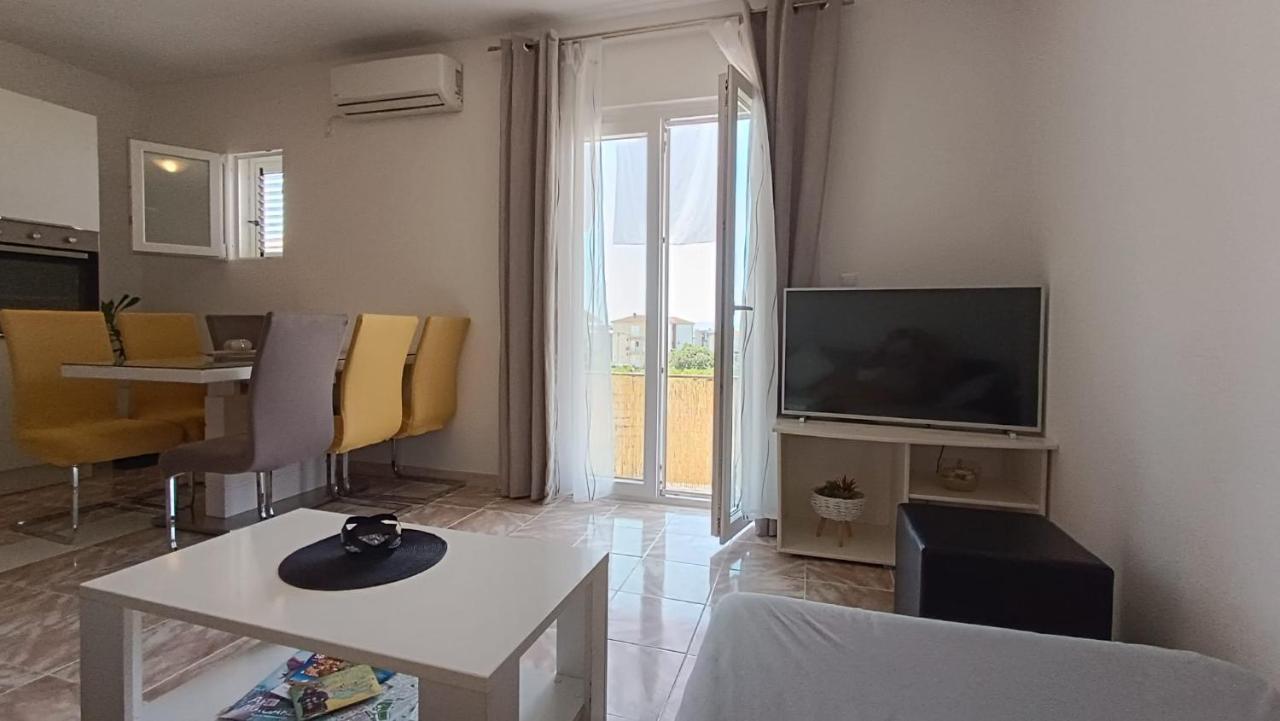 Apartment Ruby Podstrana Luaran gambar